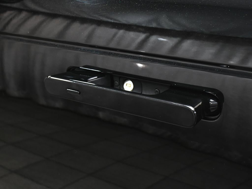 Used 2025 Land Rover Range Rover Sport Autobiography image 12