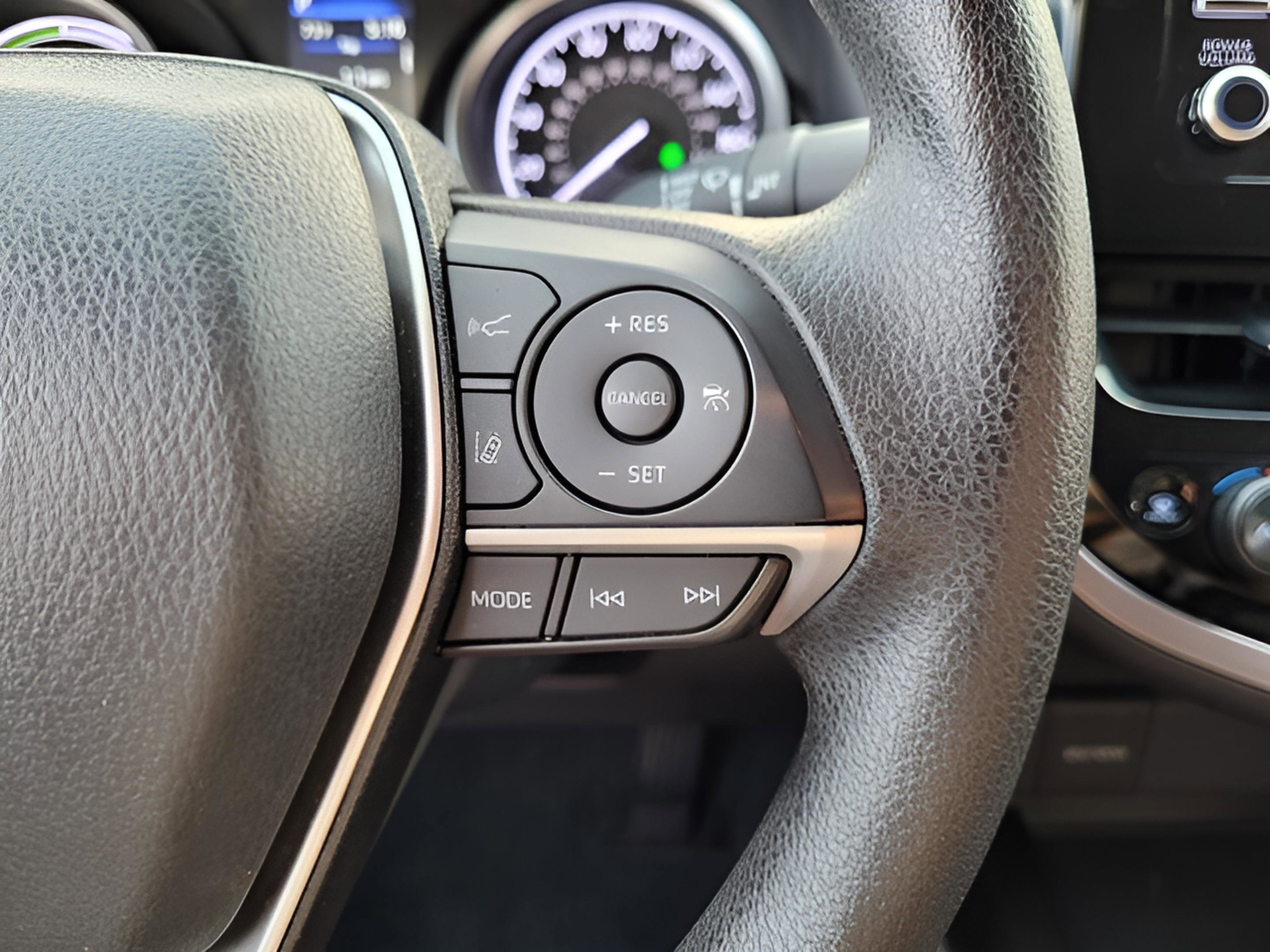 Certified 2023 Toyota Camry LE image 31