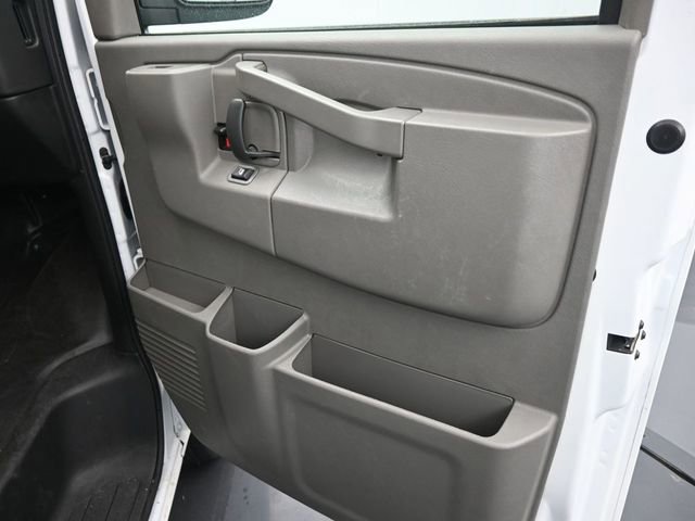 New 2025 Chevrolet Express 2500 LS w/ Driver Convenience Package RWD image 9