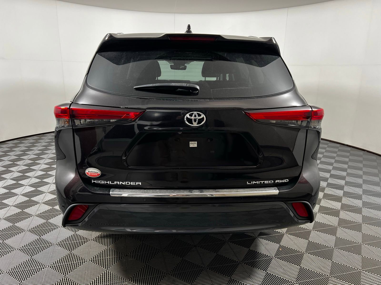 Certified 2020 Toyota Highlander Limited image 6