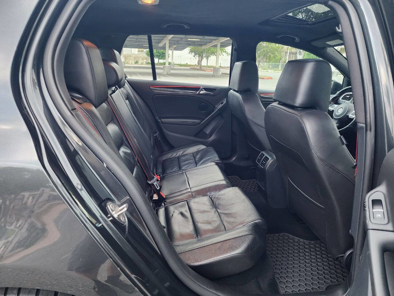 Used 2013 Volkswagen GTI Driver's Edition FWD image 22