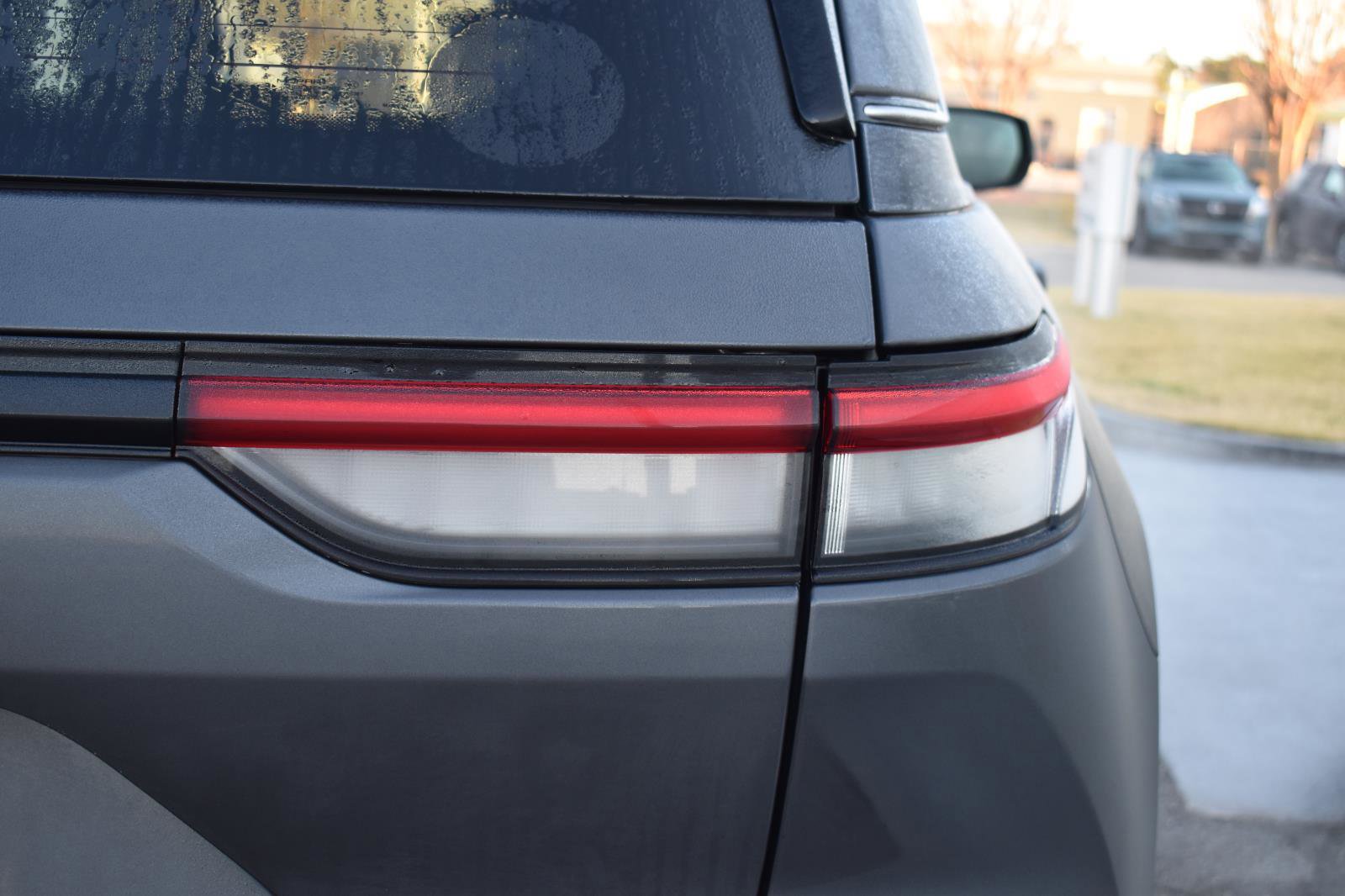 Used 2024 Jeep Grand Cherokee Laredo w/ Trailer Tow Package image 9