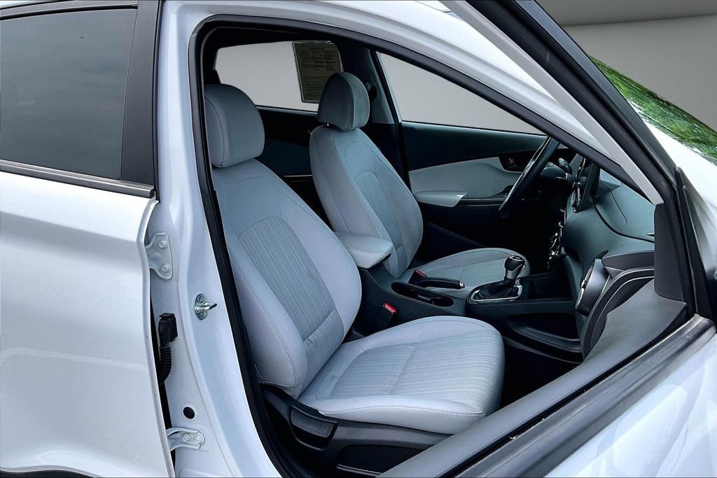 Used 2023 Hyundai Kona SEL AWD/4WD image 29