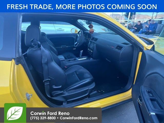 Used 2010 Dodge Challenger SRT8 w/ SRT Option Group II RWD image 9