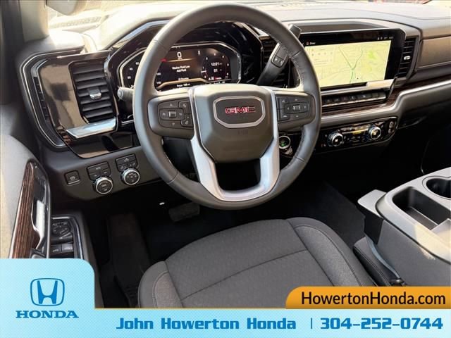 Used 2025 GMC Sierra 1500 Elevation image 11
