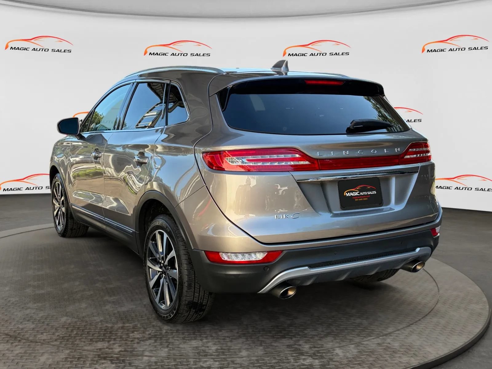 Used 2019 Lincoln MKC Reserve AWD/4WD image 8