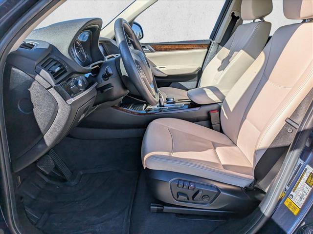 Used 2017 BMW X3 sDrive28i image 16