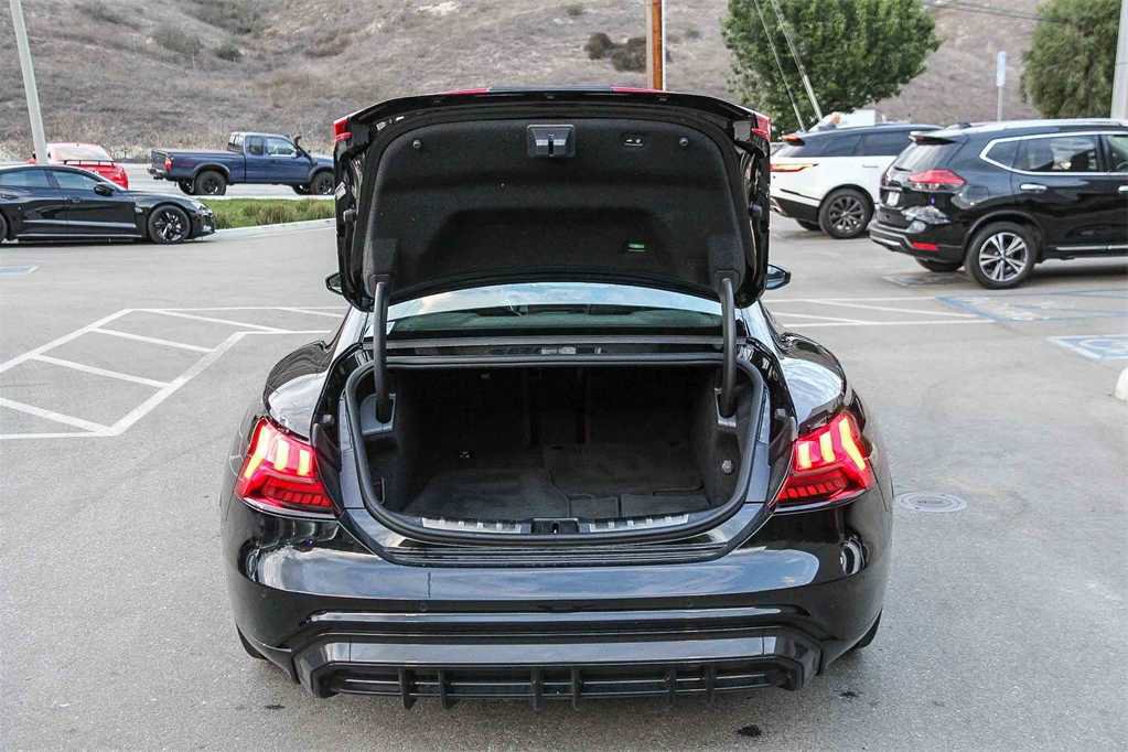 Used 2024 Audi RS e-tron GT w/ Carbon Performance Package image 27