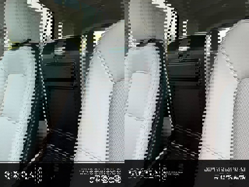 New 2025 Lincoln Aviator AWD image 26