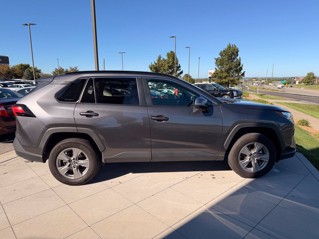 Used 2025 Toyota RAV4 XLE w/ Convenience Package AWD/4WD image 10