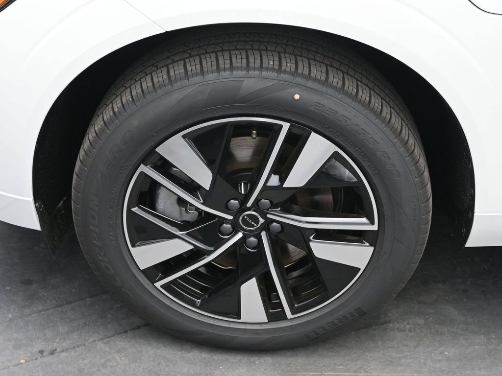 New 2026 Volvo XC60 T8 Core w/ Climate Package AWD/4WD image 4