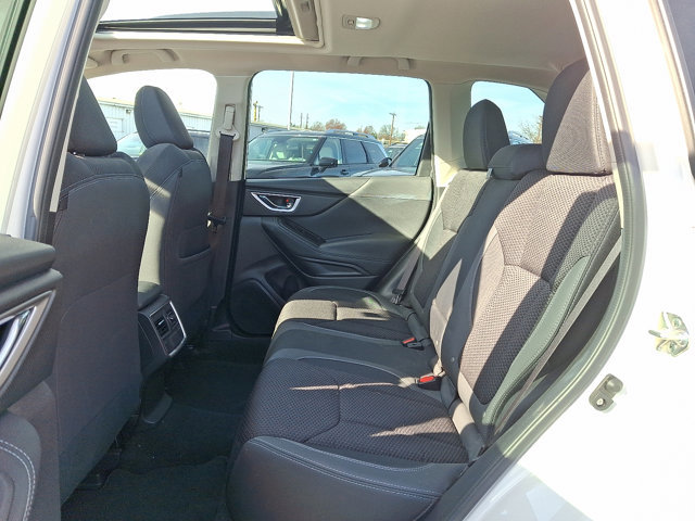 Used 2023 Subaru Forester Premium image 10