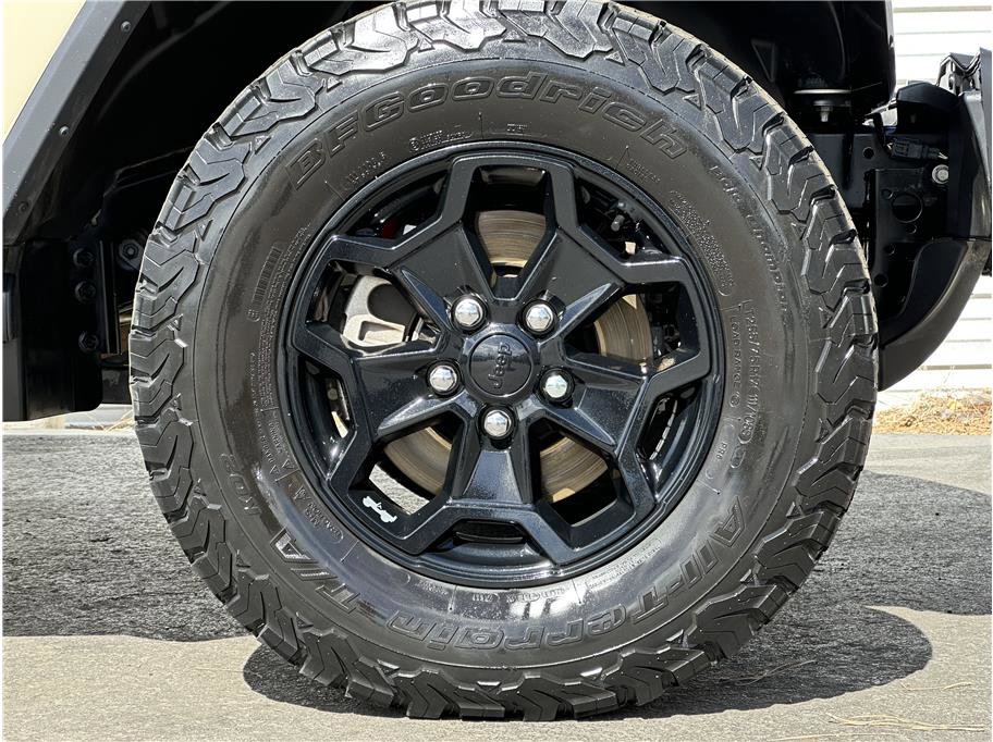 Used 2022 Jeep Gladiator Sport image 28