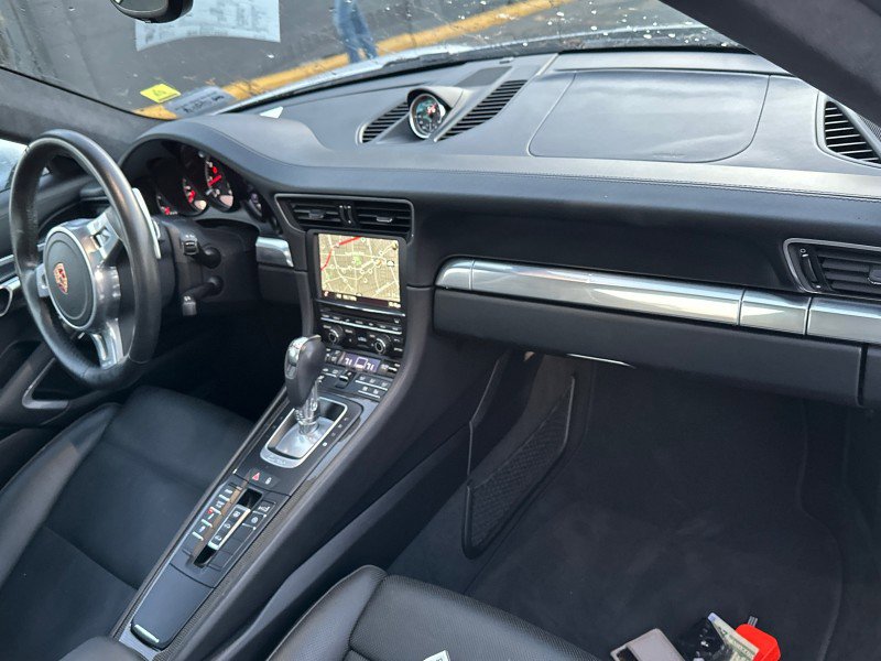 Used 2015 Porsche 911 4 Coupe image 28