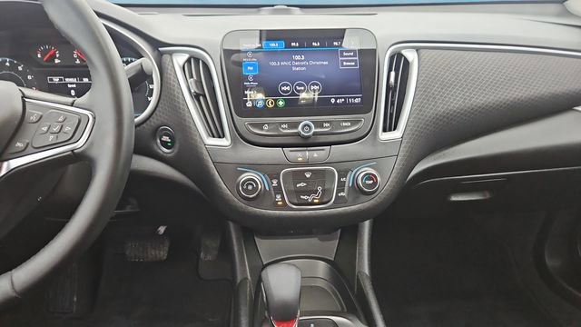 Used 2023 Chevrolet Malibu RS image 10