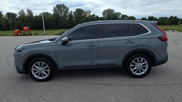 Used 2023 Honda CR-V EX-L image 4
