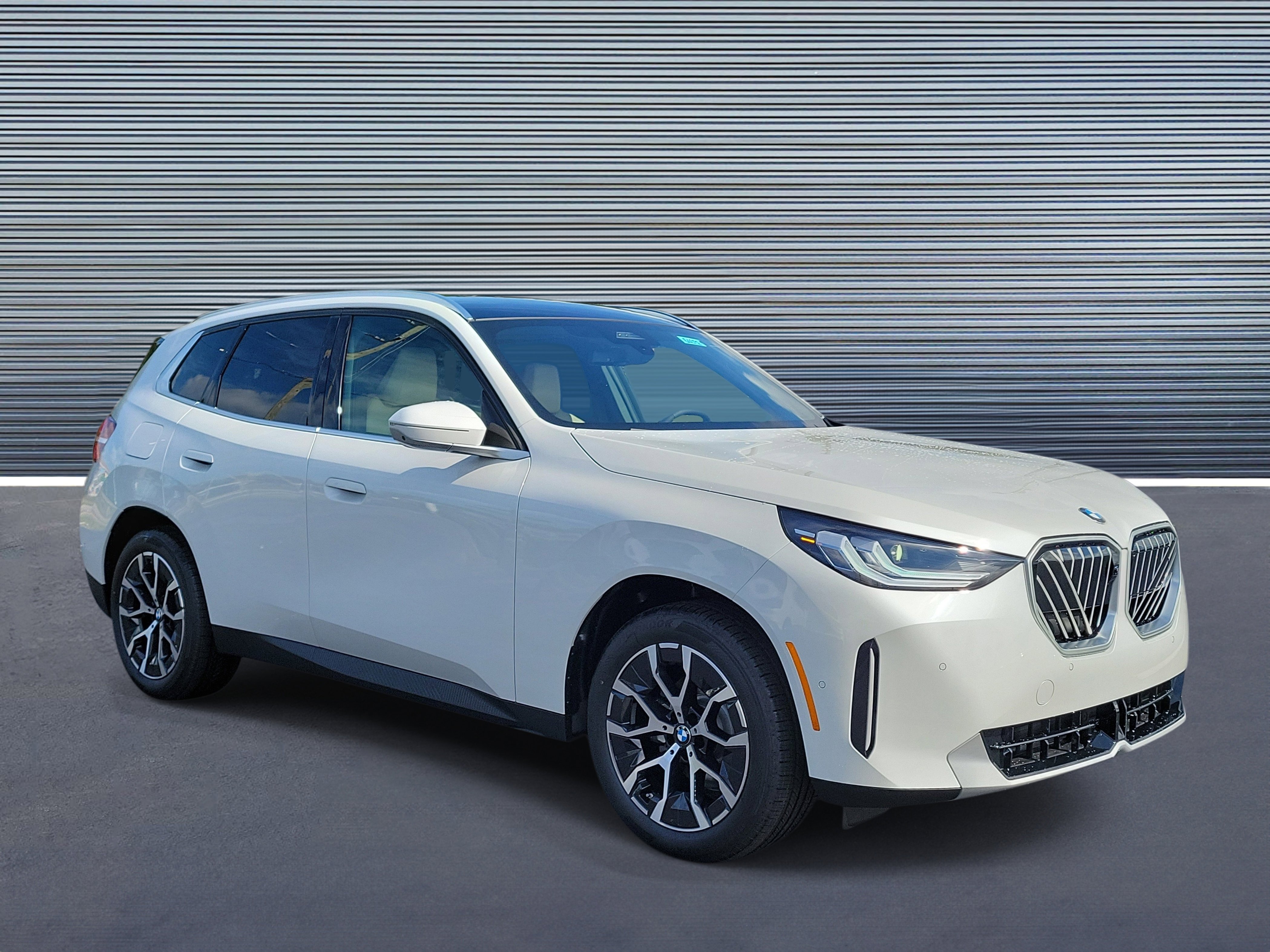New 2026 BMW X3 xDrive30 w/ Premium Package AWD/4WD image 2