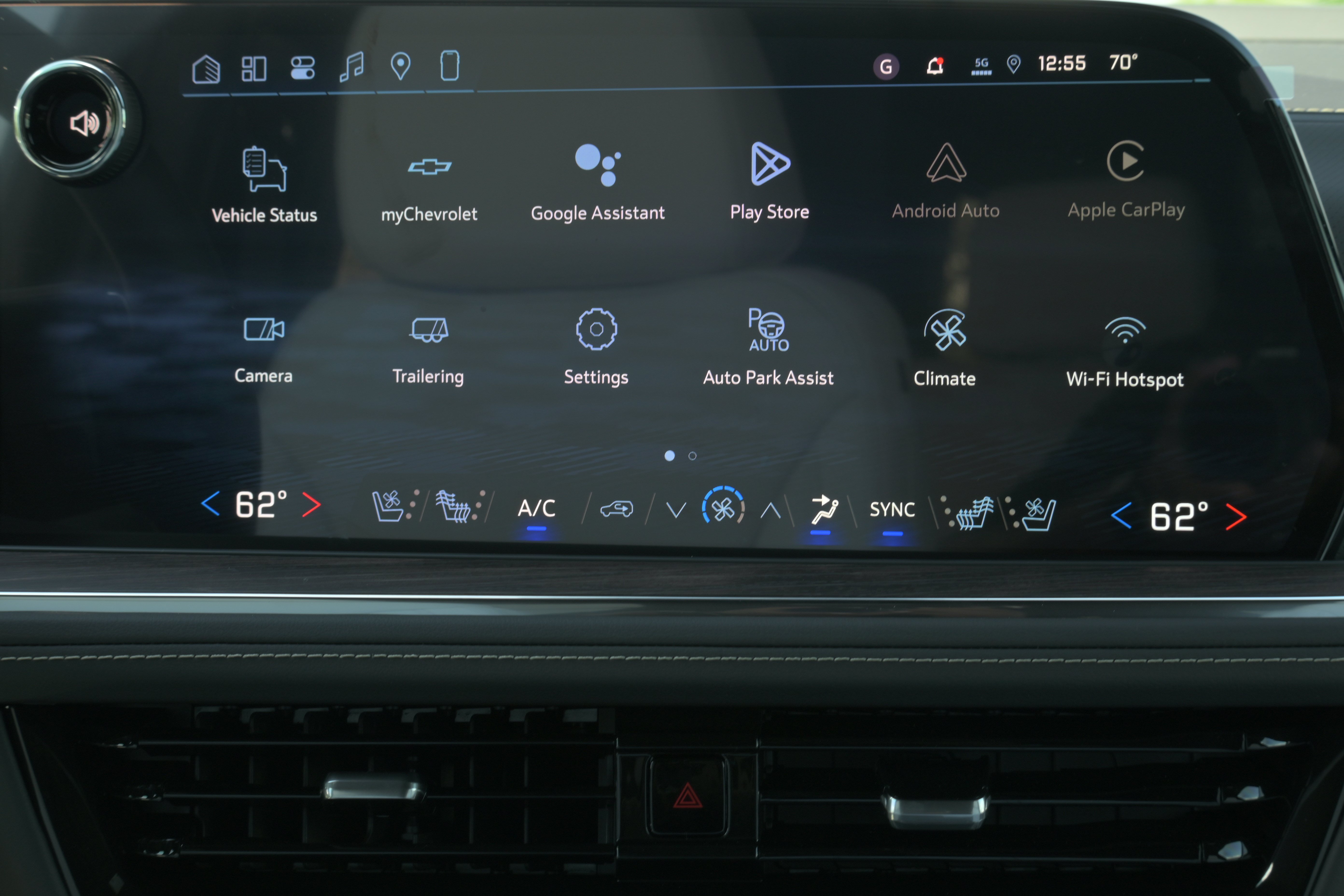 New 2026 Chevrolet Suburban Premier AWD/4WD image 21
