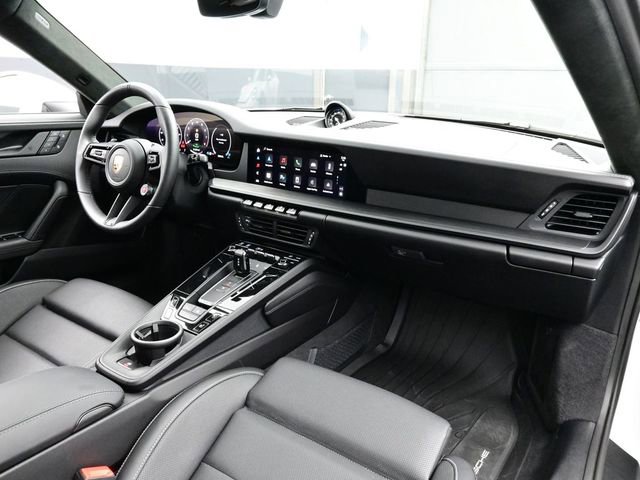 Certified 2025 Porsche 911 Carrera GTS image 16