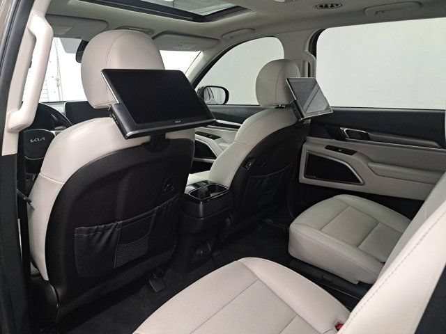 Used 2022 Kia Telluride S AWD/4WD image 16