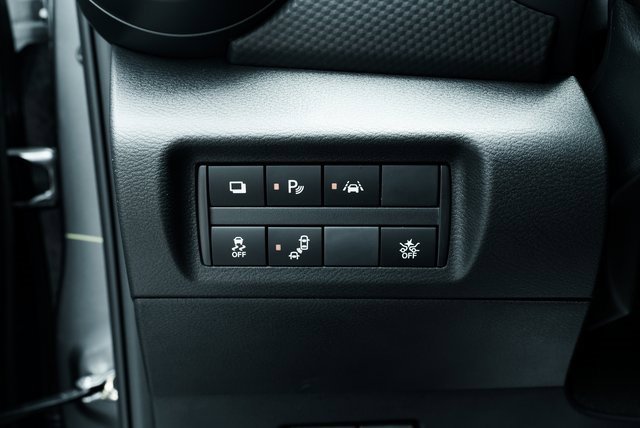 New 2025 Nissan Kicks Play S image 17