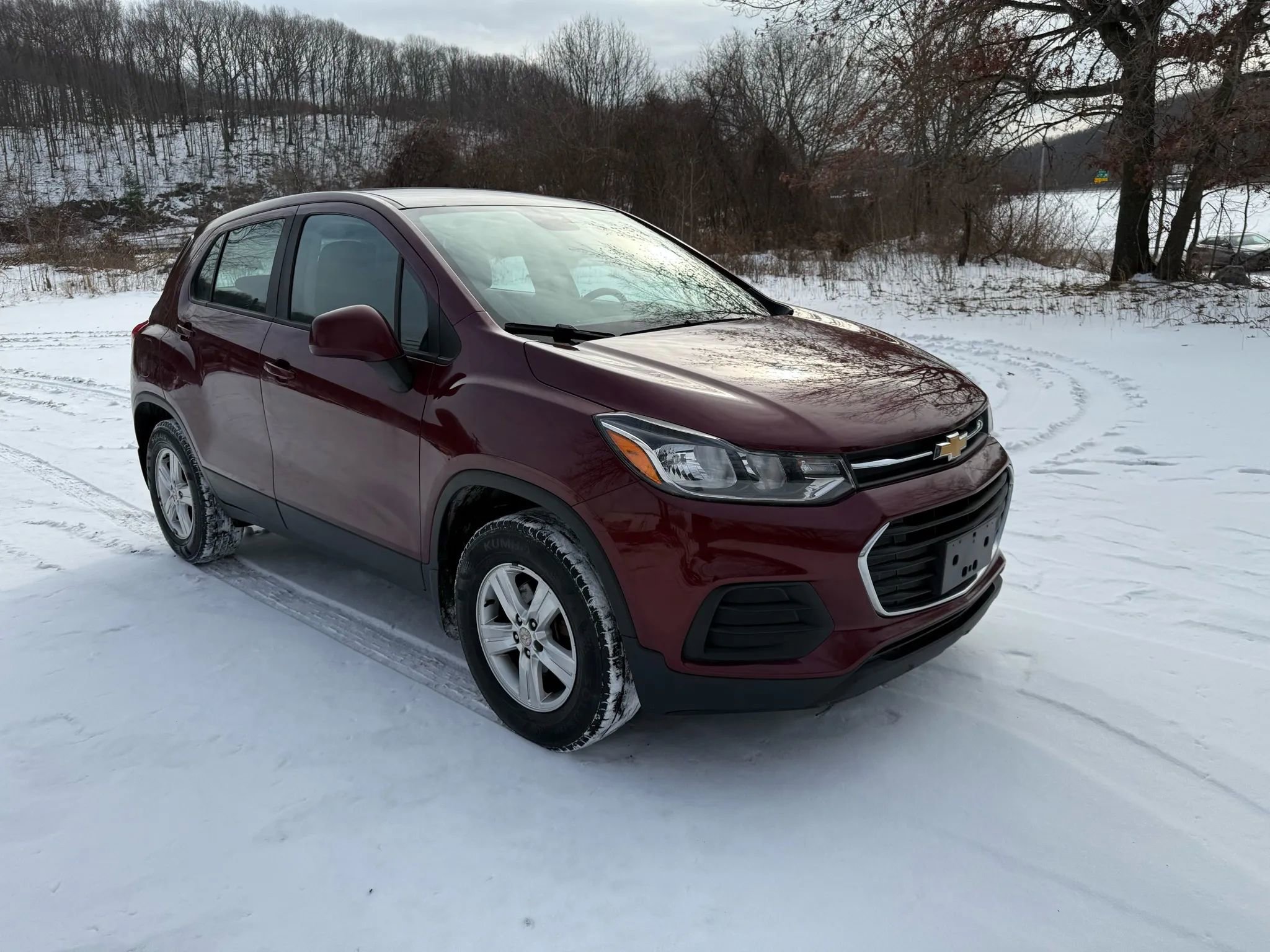 Used 2017 Chevrolet Trax LS w/ LPO, Cargo Package image 3