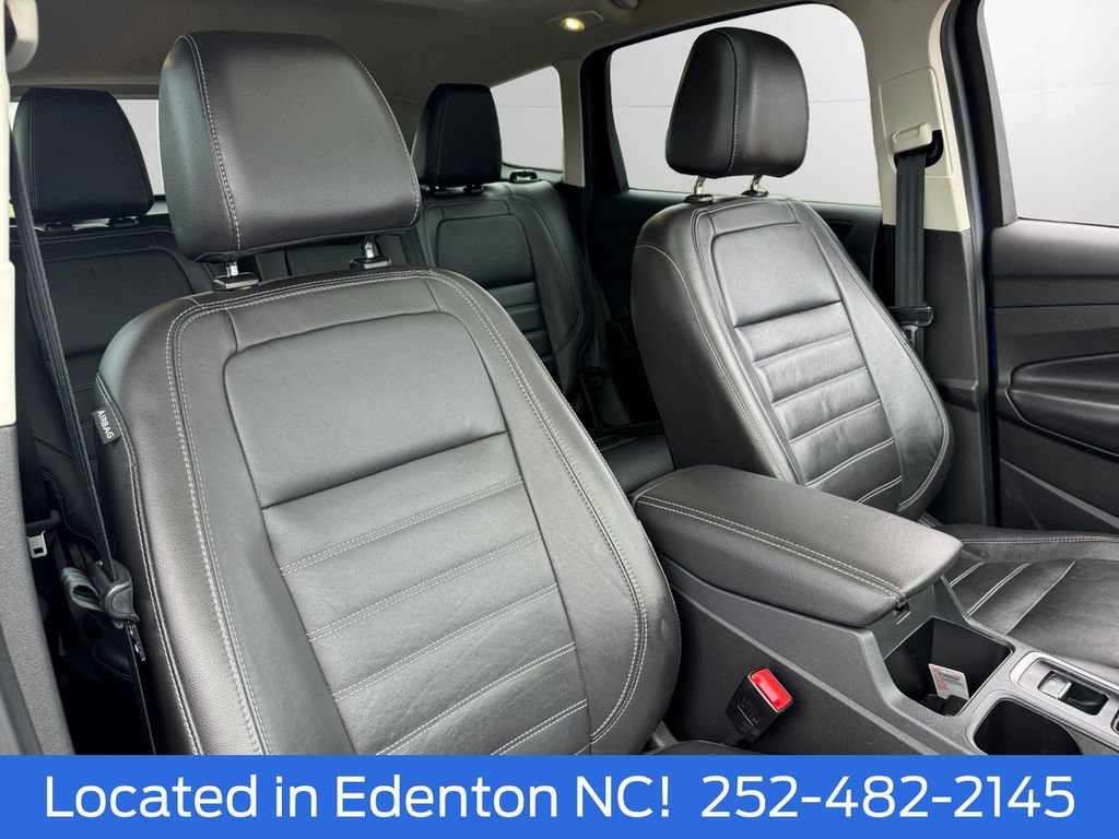 Certified 2017 Ford Escape Titanium w/ Equipment Group 301A AWD/4WD image 16