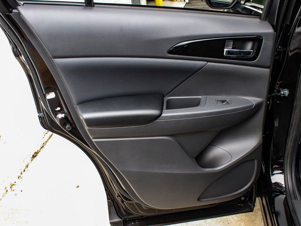 New 2026 Mitsubishi Eclipse Cross SE image 12