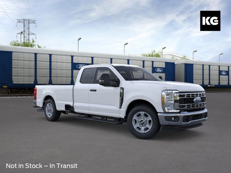 New 2026 Ford F250 XLT w/ F-250 >10K GVWR Package