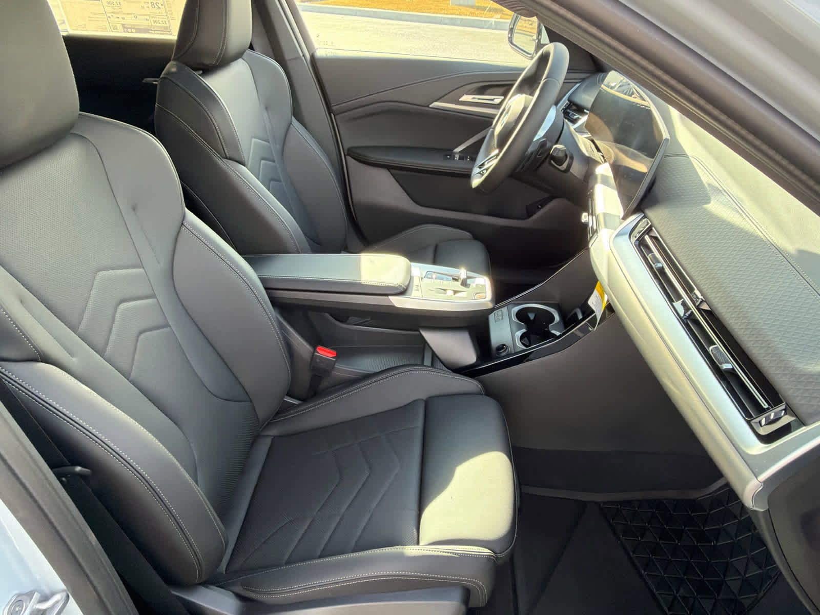 New 2026 BMW X2 xDrive28i w/ M Sport Package image 12