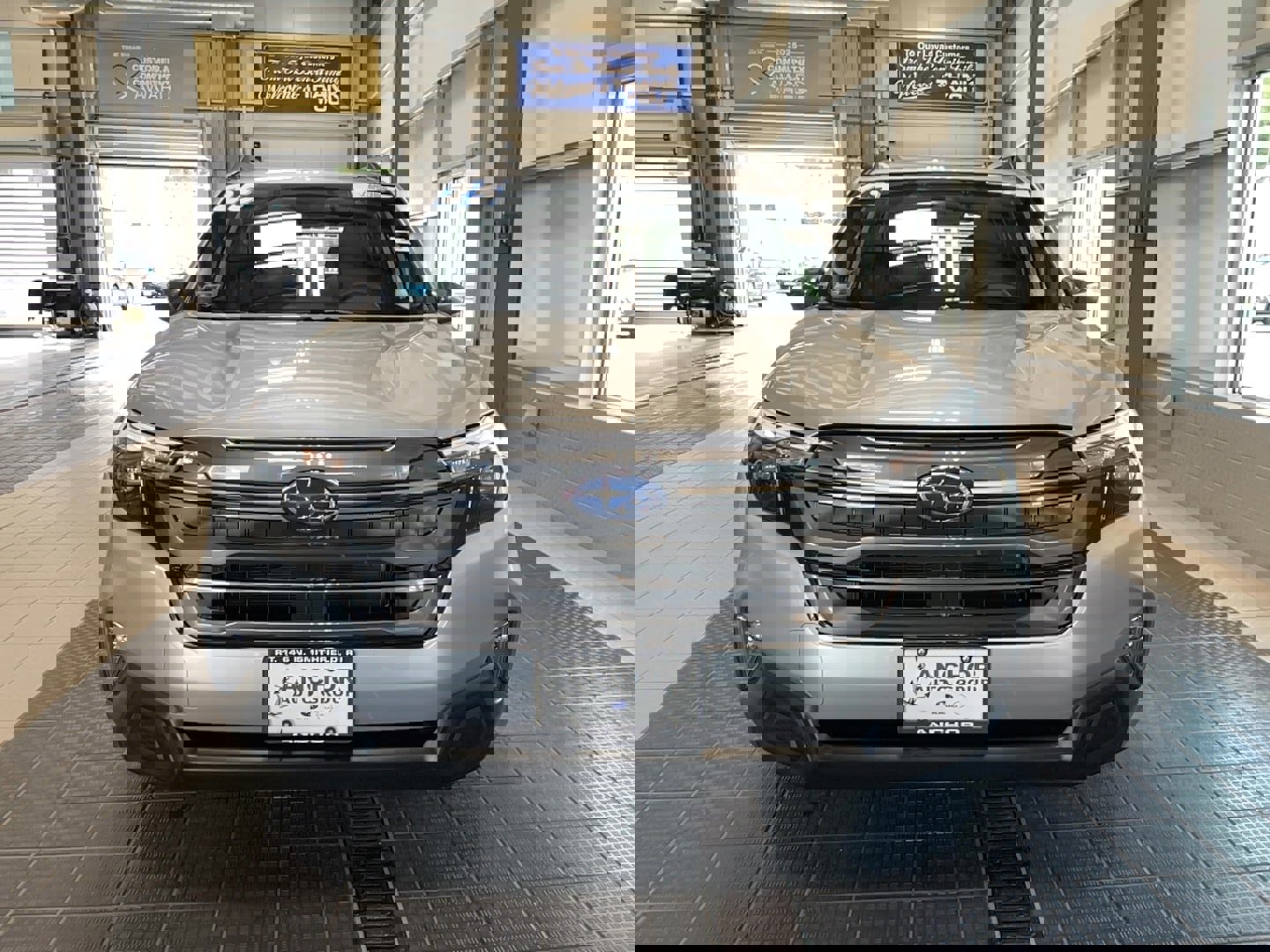 Used 2025 Subaru Forester Premium image 2