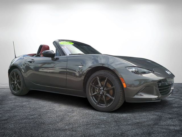 Used 2018 MAZDA MX-5 Miata Club image 2
