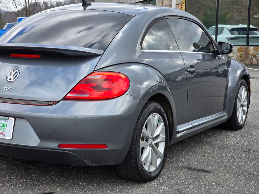 Used 2015 Volkswagen Beetle TDI image 50