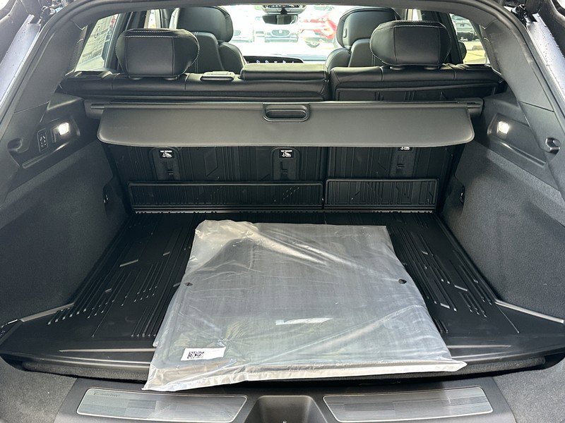 New 2026 Cadillac Lyriq V w/ LPO, Floor Liner Package image 4