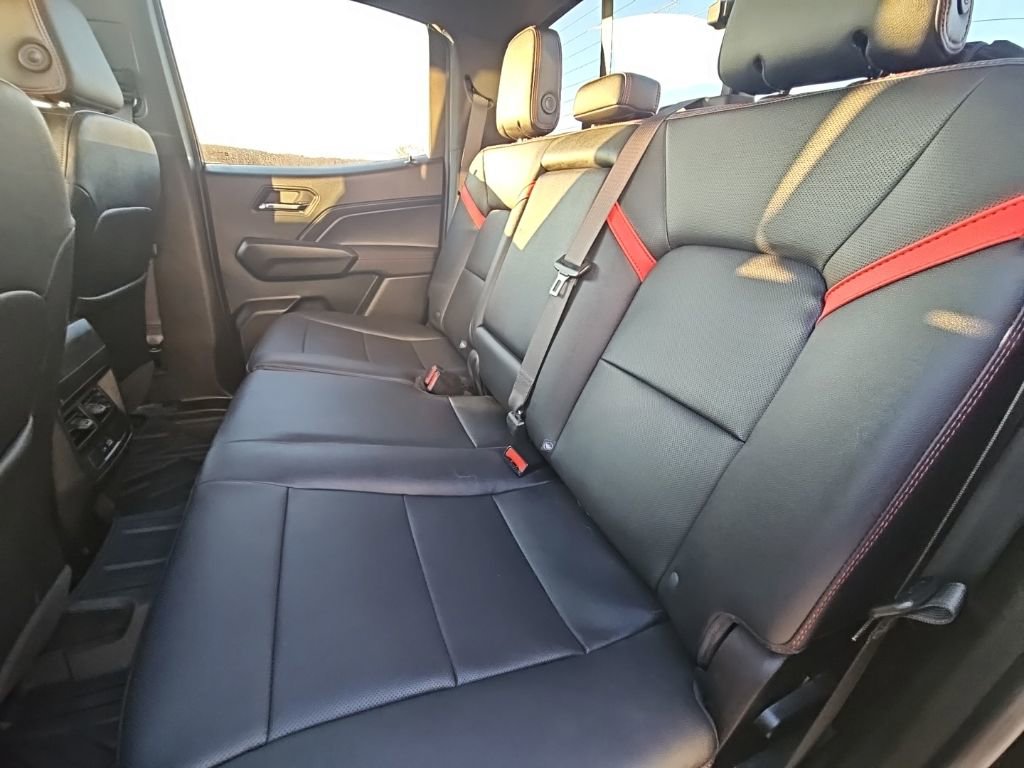 Certified 2024 Chevrolet Colorado Z71 w/ Z71 Convenience Package 2 image 15