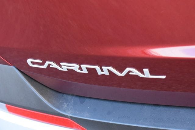 New 2026 Kia Carnival EX FWD image 17
