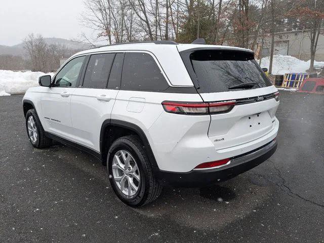 Certified 2023 Jeep Grand Cherokee Limited AWD/4WD image 8