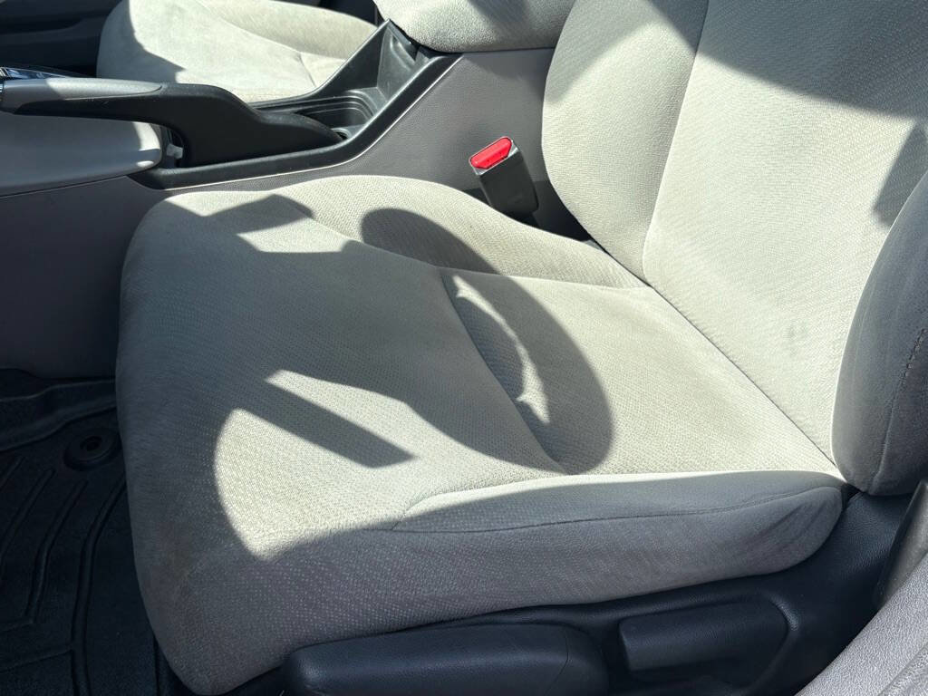 Used 2013 Honda Civic LX image 32