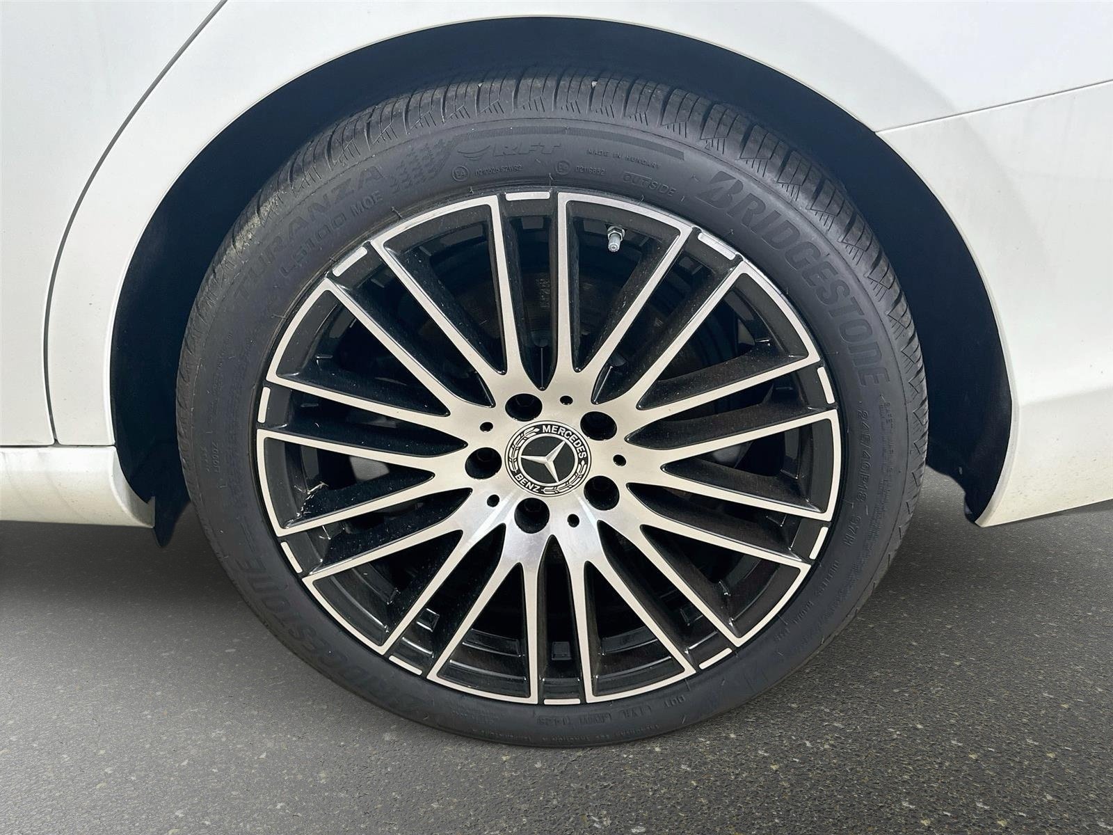 Certified 2026 Mercedes-Benz C 300 4MATIC Sedan image 37