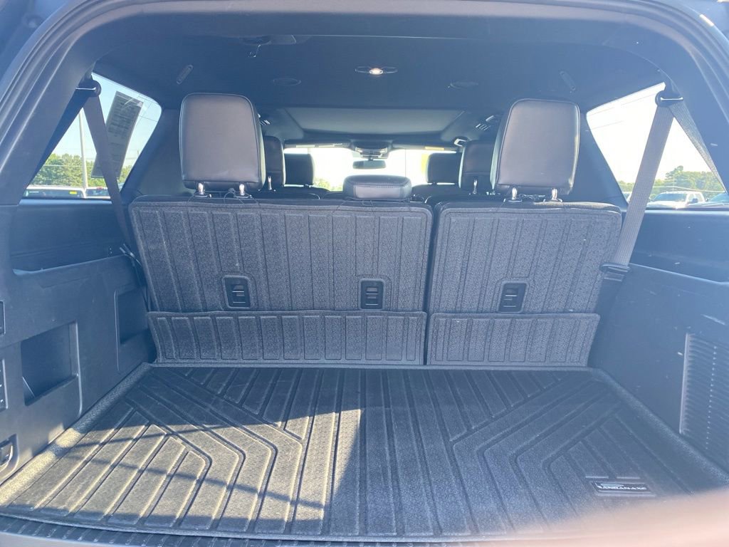 Used 2018 Ford Expedition Max XLT w/ Equipment Group 202A AWD/4WD image 42