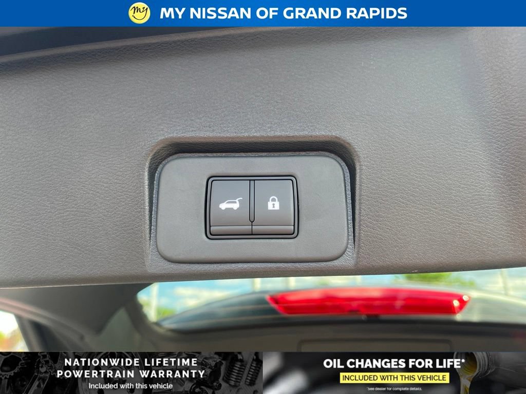 New 2026 Nissan Rogue Dark Armor AWD/4WD image 24