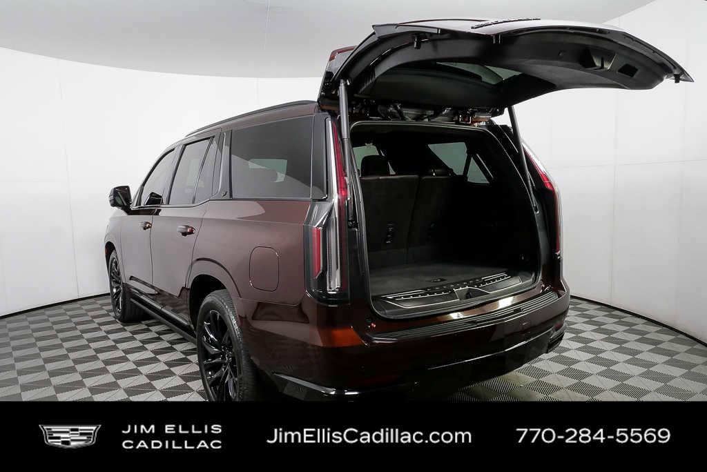 Used 2023 Cadillac Escalade Sport Platinum w/ LPO, ONYX Package image 35
