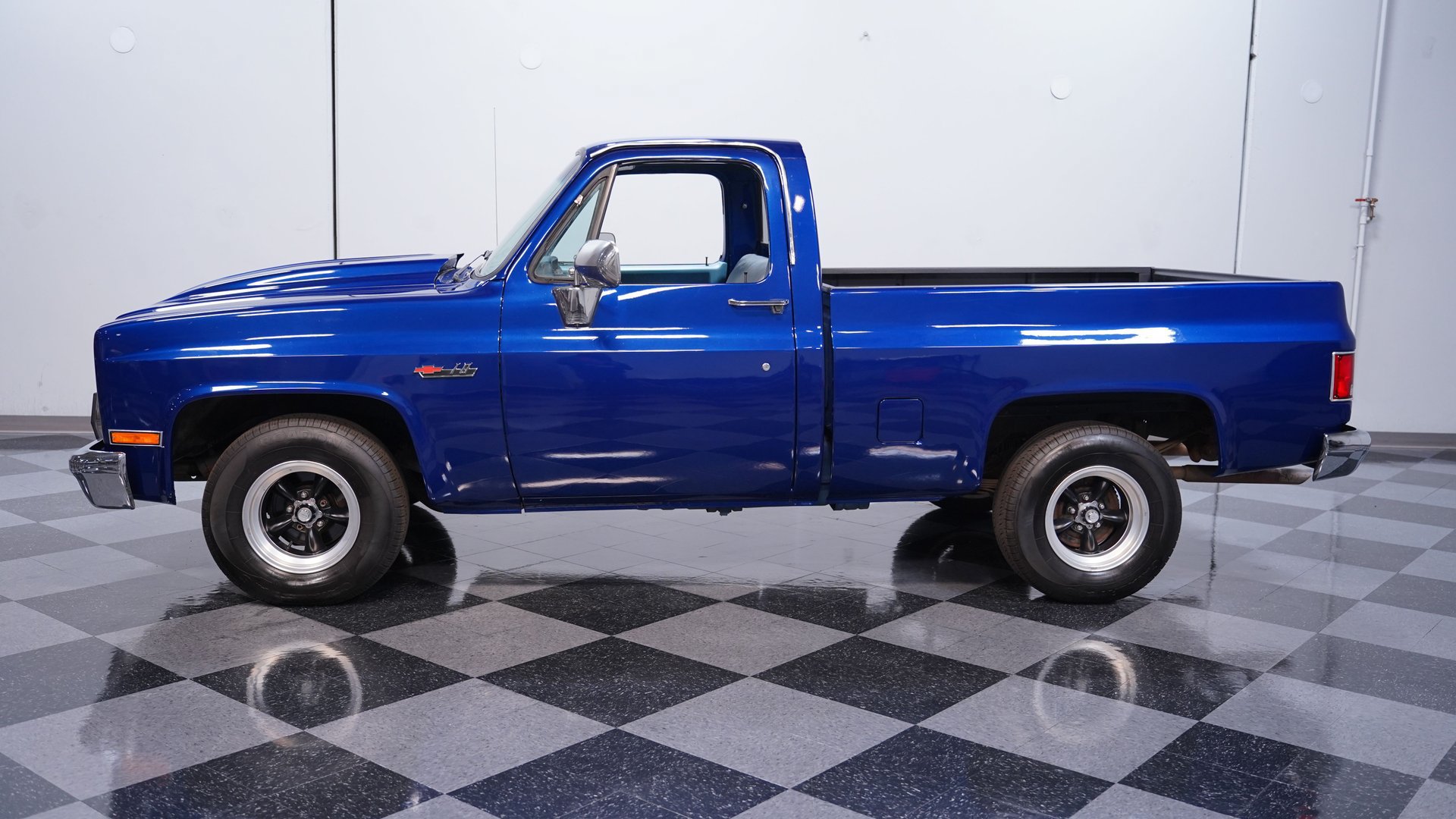 Used 1987 GMC Sierra 1500 2WD Regular Cab image 2