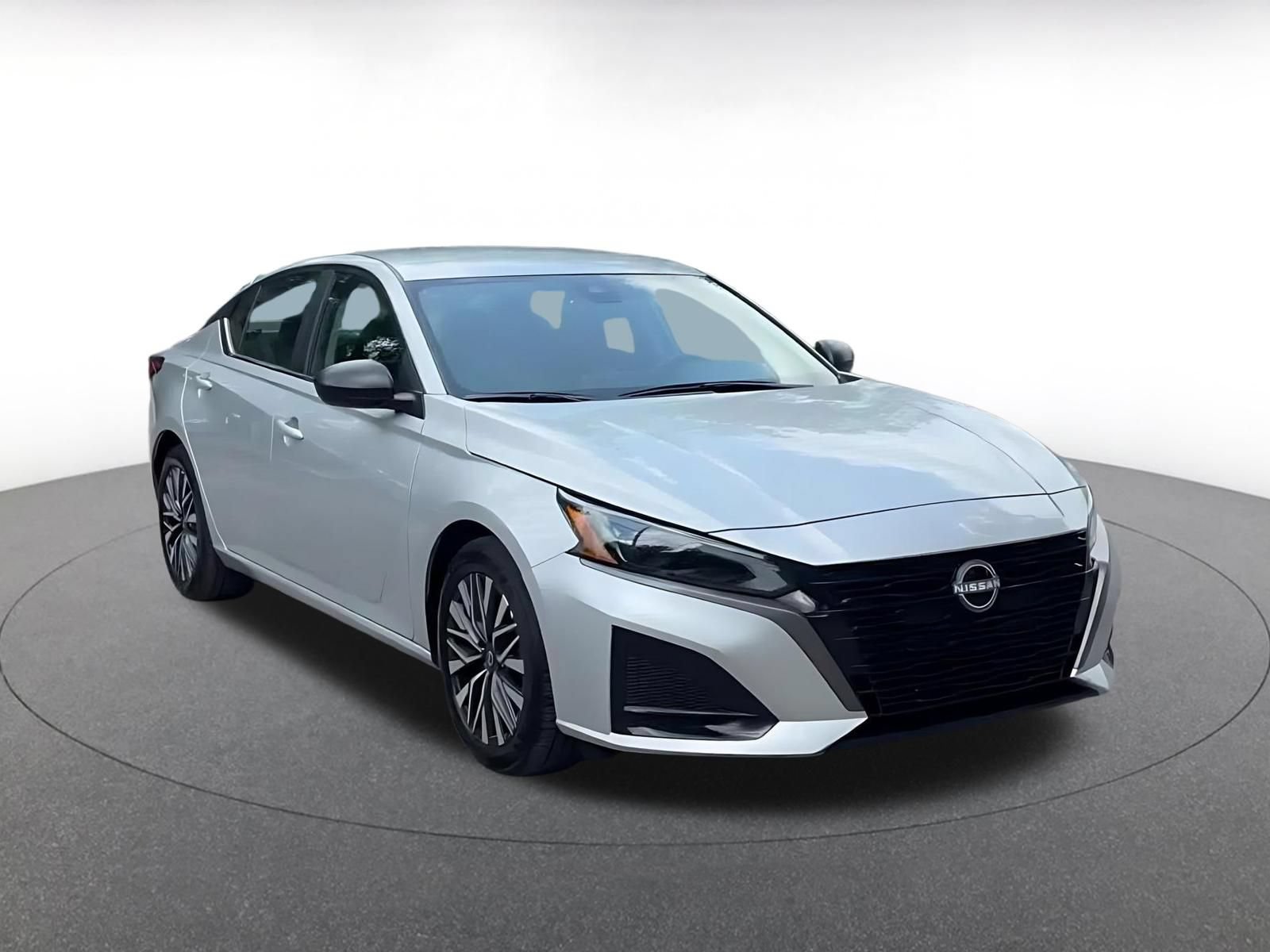 Used 2026 Nissan Altima 2.5 SV FWD image 3