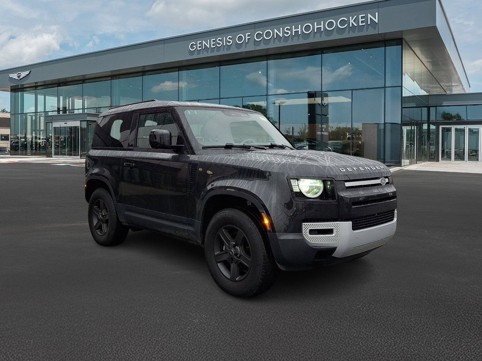 Used 2023 Land Rover Defender 90 S image 2