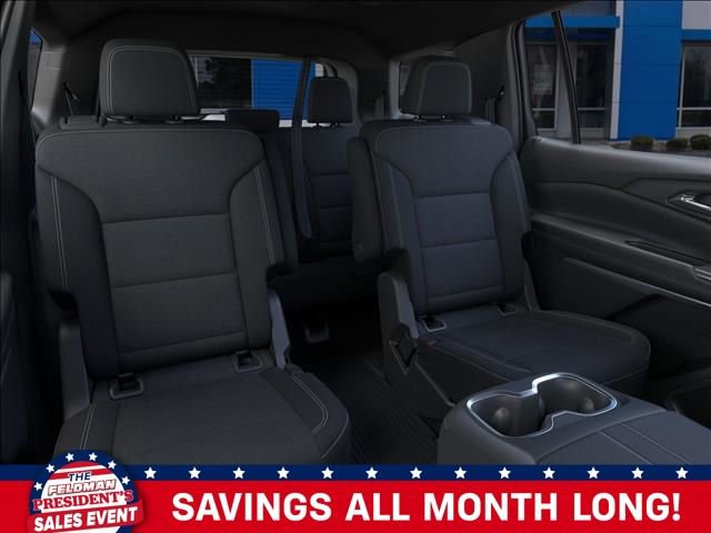New 2025 Chevrolet Traverse LT w/ LPO, Floor Liner Package image 17