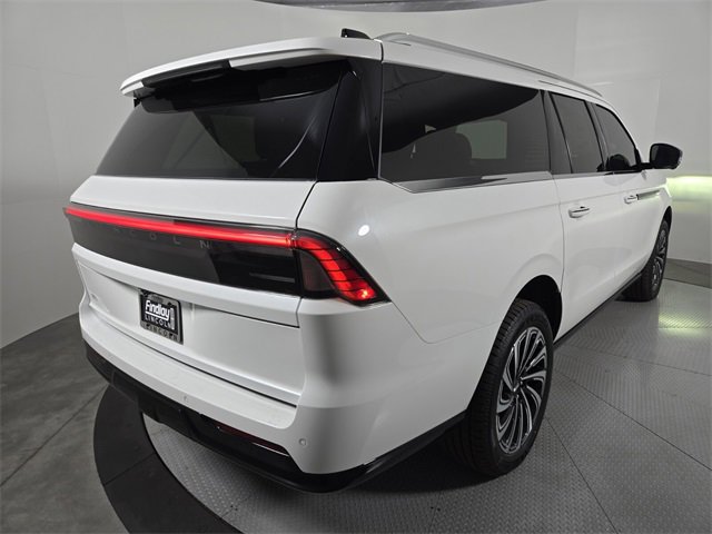 New 2026 Lincoln Navigator L Black Label image 4