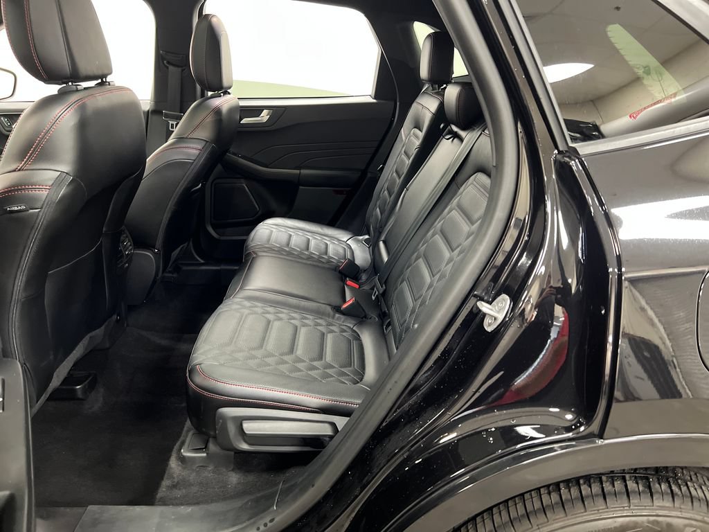 Used 2024 Ford Escape ST-Line Elite w/ Premium Technology Package AWD/4WD image 28