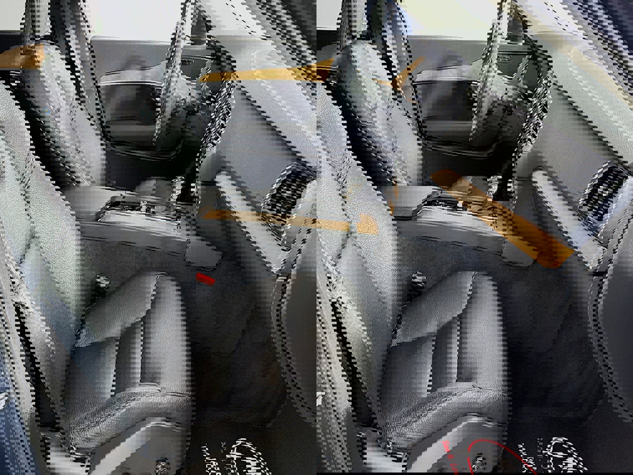 Used 2022 Volvo XC90 T5 Momentum image 36