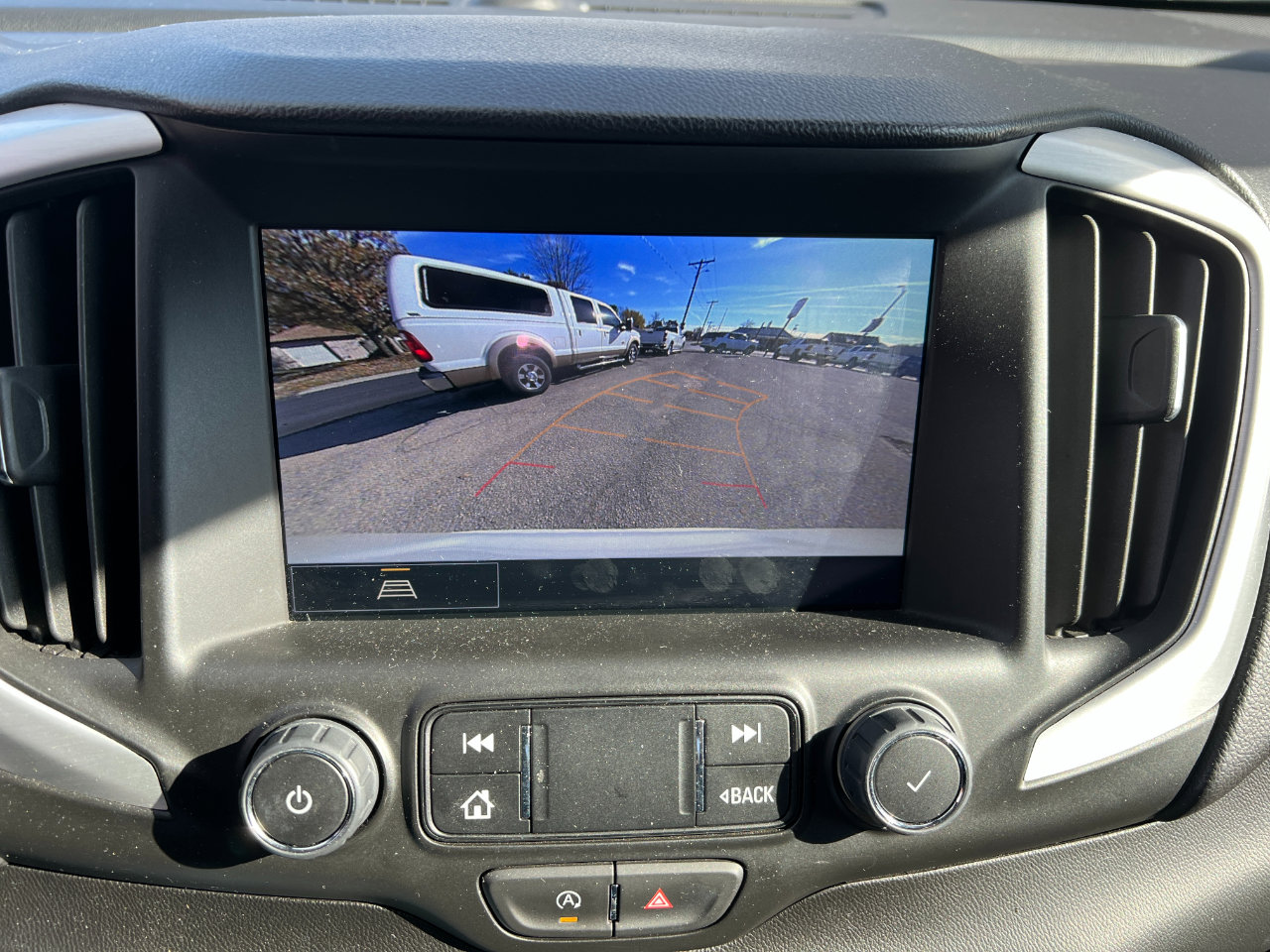 Used 2024 GMC Terrain SLT image 50